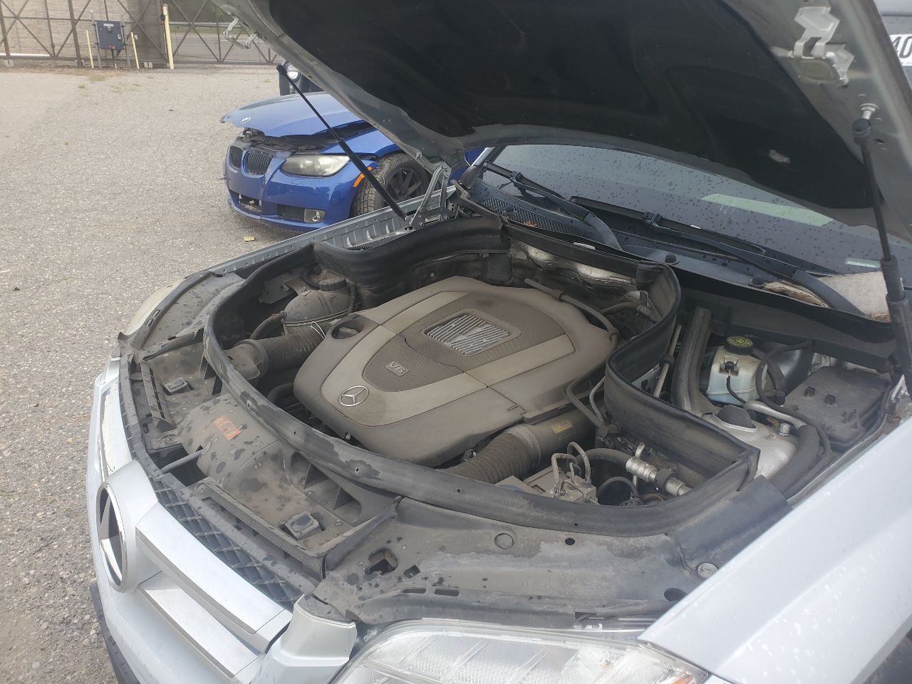 https://f005.backblazeb2.com/file/img-partshotlines-com/Inventory/MA726/Vehicle/42788_11.jpg