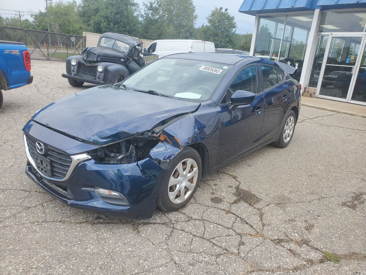 https://f005.backblazeb2.com/file/img-partshotlines-com/Inventory/MA726/Vehicle/42832_03.jpg
