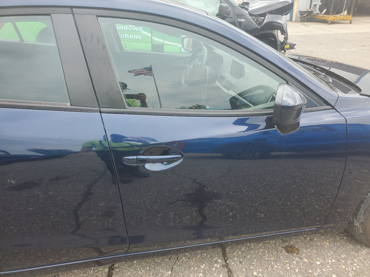 https://f005.backblazeb2.com/file/img-partshotlines-com/Inventory/MA726/Vehicle/42832_12.jpg