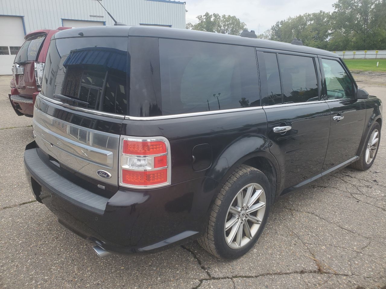 https://f005.backblazeb2.com/file/img-partshotlines-com/Inventory/MA726/Vehicle/42947_07.jpg
