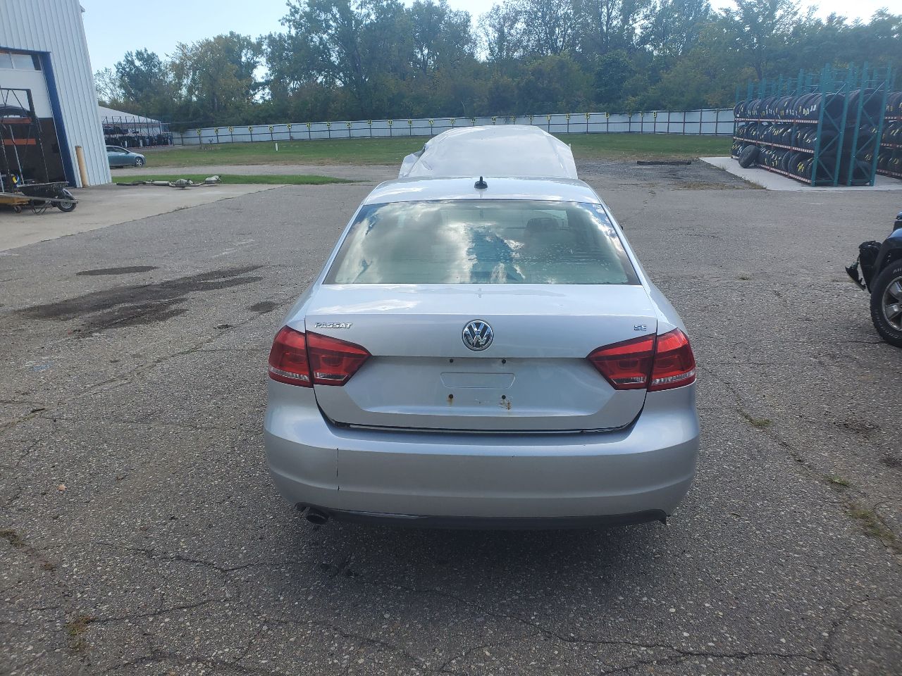 https://f005.backblazeb2.com/file/img-partshotlines-com/Inventory/MA726/Vehicle/43001_06.jpg