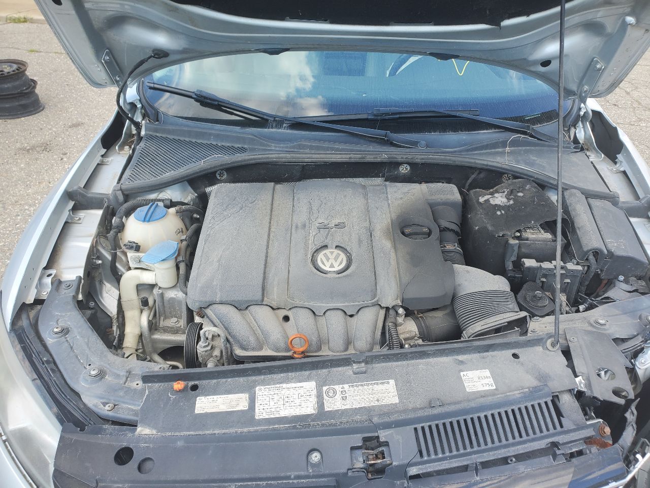 https://f005.backblazeb2.com/file/img-partshotlines-com/Inventory/MA726/Vehicle/43001_10.jpg