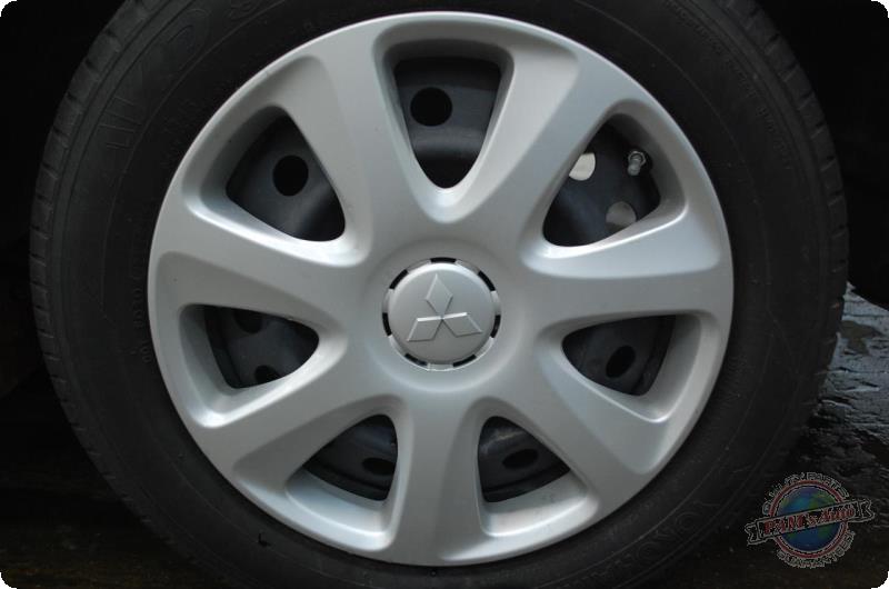 https://f005.backblazeb2.com/file/img-partshotlines-com/Inventory/MA73/Vehicle/73896_07.jpg