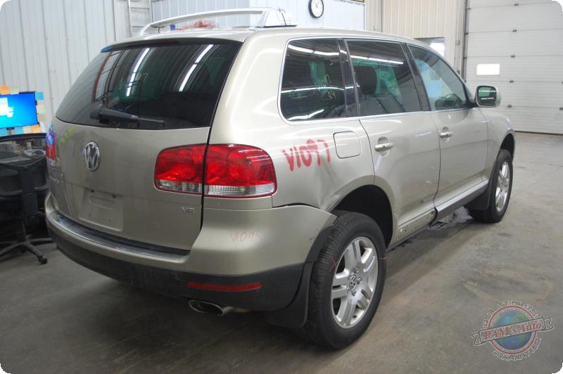 https://f005.backblazeb2.com/file/img-partshotlines-com/Inventory/MA73/Vehicle/75288_04.jpg