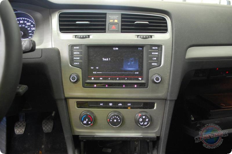 https://f005.backblazeb2.com/file/img-partshotlines-com/Inventory/MA73/Vehicle/80642_13.jpg