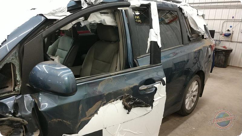 https://f005.backblazeb2.com/file/img-partshotlines-com/Inventory/MA73/Vehicle/83647_07.jpg