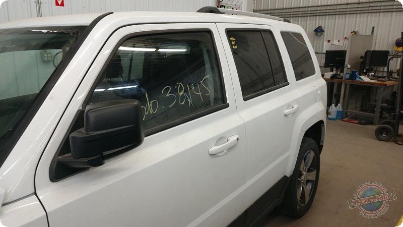 https://f005.backblazeb2.com/file/img-partshotlines-com/Inventory/MA73/Vehicle/84113_07.jpg