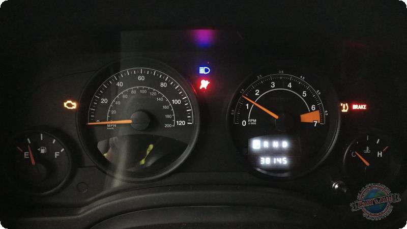 https://f005.backblazeb2.com/file/img-partshotlines-com/Inventory/MA73/Vehicle/84113_12.jpg