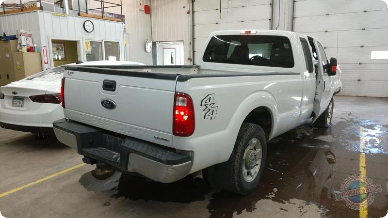 https://f005.backblazeb2.com/file/img-partshotlines-com/Inventory/MA73/Vehicle/84920_05.jpg