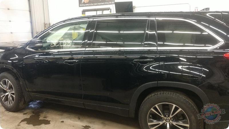https://f005.backblazeb2.com/file/img-partshotlines-com/Inventory/MA73/Vehicle/85301_07.jpg