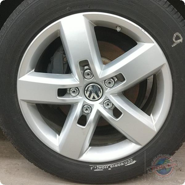 https://f005.backblazeb2.com/file/img-partshotlines-com/Inventory/MA73/Vehicle/85613_09.jpg