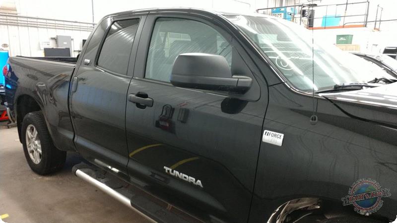 Vehicle/85667_03.jpg
