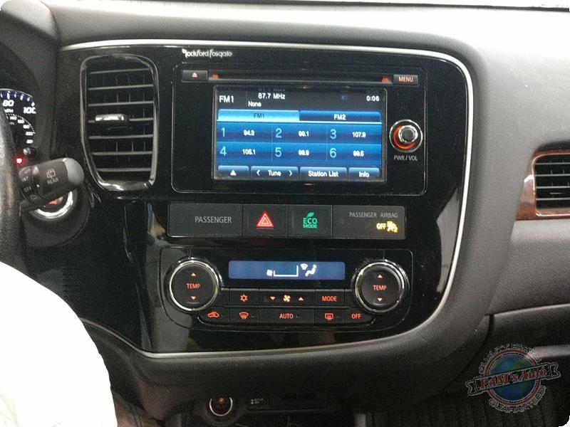 https://f005.backblazeb2.com/file/img-partshotlines-com/Inventory/MA73/Vehicle/85997_13.jpg