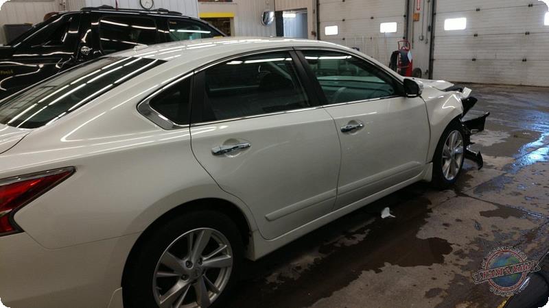 https://f005.backblazeb2.com/file/img-partshotlines-com/Inventory/MA73/Vehicle/86266_03.jpg