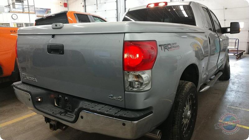 Vehicle/87900_03.jpg