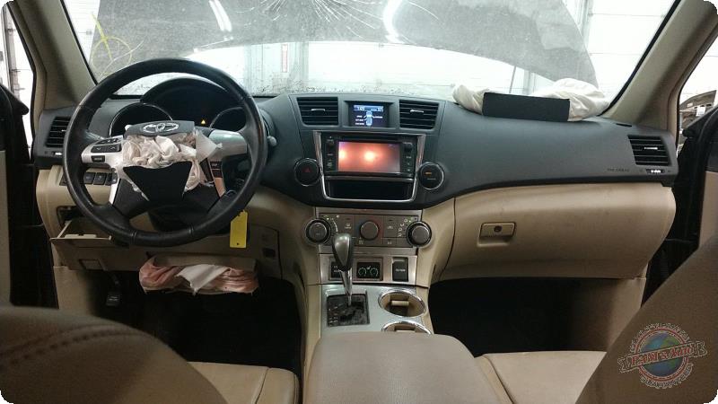 https://f005.backblazeb2.com/file/img-partshotlines-com/Inventory/MA73/Vehicle/88425_11.jpg