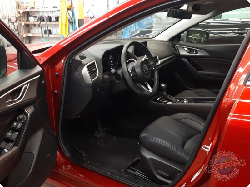 https://f005.backblazeb2.com/file/img-partshotlines-com/Inventory/MA73/Vehicle/89264_07.jpg