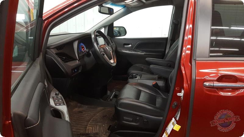 https://f005.backblazeb2.com/file/img-partshotlines-com/Inventory/MA73/Vehicle/89301_07.jpg