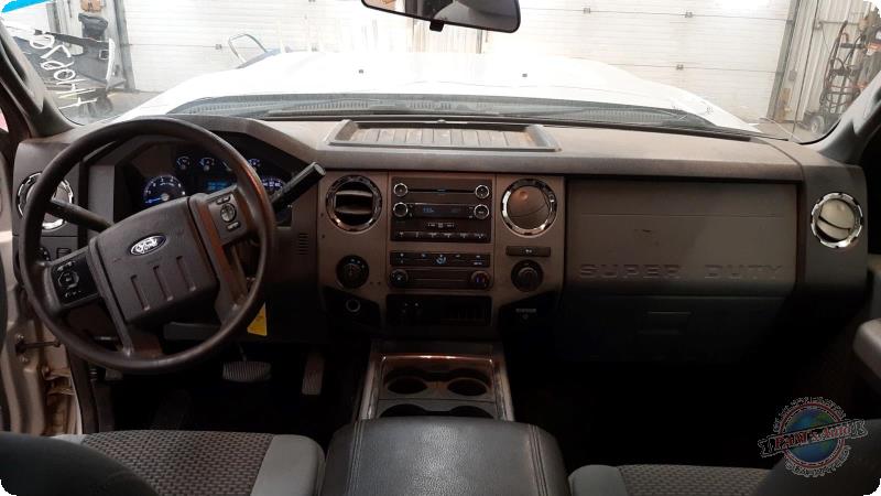 https://f005.backblazeb2.com/file/img-partshotlines-com/Inventory/MA73/Vehicle/89418_11.jpg