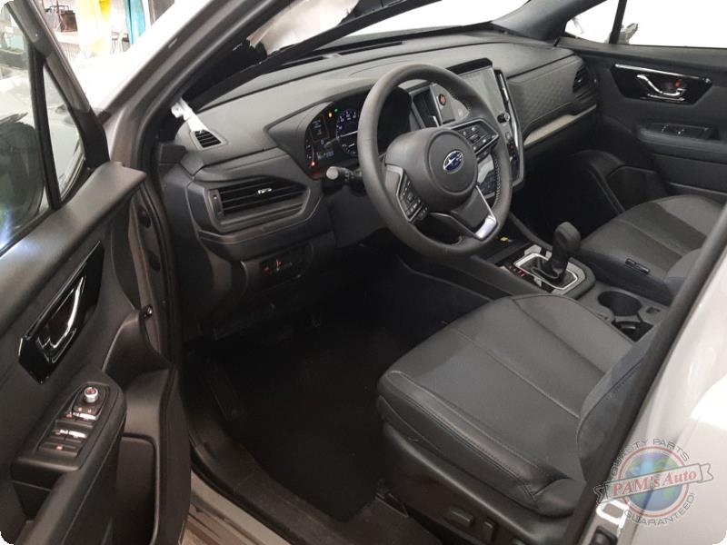https://f005.backblazeb2.com/file/img-partshotlines-com/Inventory/MA73/Vehicle/89566_07.jpg