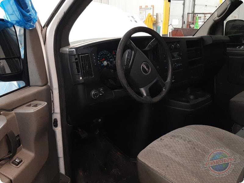 https://f005.backblazeb2.com/file/img-partshotlines-com/Inventory/MA73/Vehicle/89667_07.jpg