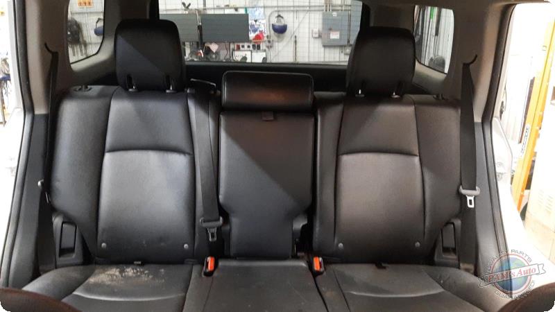 https://f005.backblazeb2.com/file/img-partshotlines-com/Inventory/MA73/Vehicle/89792_08.jpg