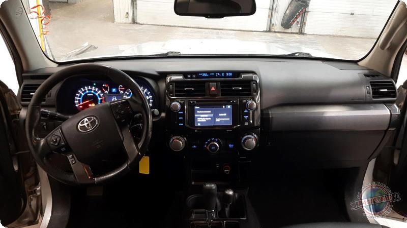 https://f005.backblazeb2.com/file/img-partshotlines-com/Inventory/MA73/Vehicle/89792_11.jpg