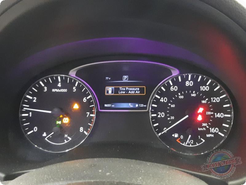 Vehicle/89812_09.jpg