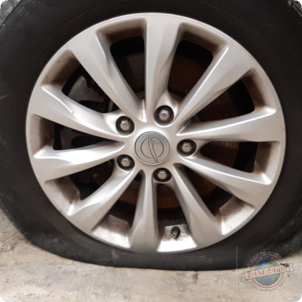 https://f005.backblazeb2.com/file/img-partshotlines-com/Inventory/MA73/Vehicle/89818_06.jpg