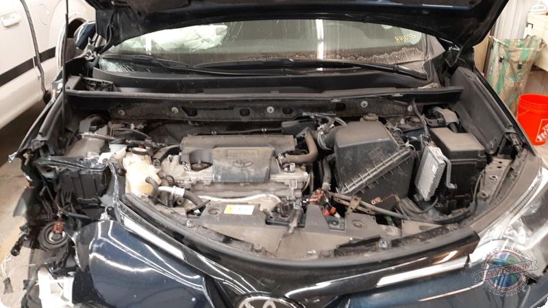https://f005.backblazeb2.com/file/img-partshotlines-com/Inventory/MA73/Vehicle/89866_12.jpg