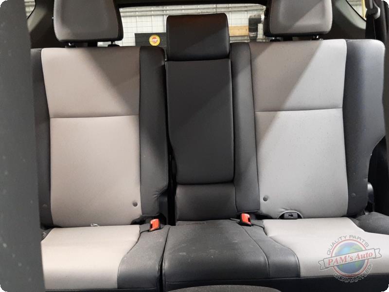 https://f005.backblazeb2.com/file/img-partshotlines-com/Inventory/MA73/Vehicle/90048_08.jpg