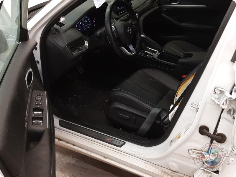 https://f005.backblazeb2.com/file/img-partshotlines-com/Inventory/MA73/Vehicle/90064_07.jpg