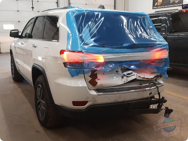 Vehicle/90183_04.jpg