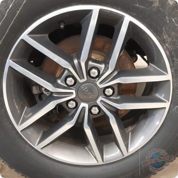 Vehicle/90183_06.jpg