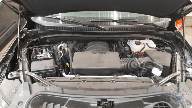 https://f005.backblazeb2.com/file/img-partshotlines-com/Inventory/MA73/Vehicle/90303_12.jpg