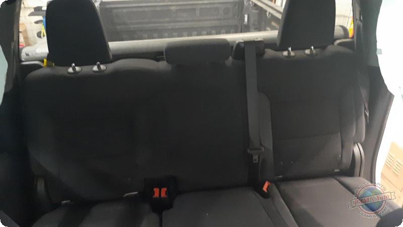 https://f005.backblazeb2.com/file/img-partshotlines-com/Inventory/MA73/Vehicle/90463_08.jpg