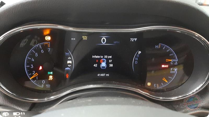 Vehicle/90484_09.jpg