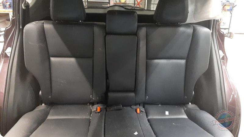 https://f005.backblazeb2.com/file/img-partshotlines-com/Inventory/MA73/Vehicle/90487_08.jpg