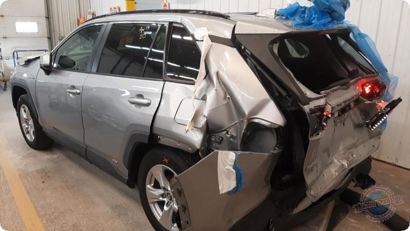 https://f005.backblazeb2.com/file/img-partshotlines-com/Inventory/MA73/Vehicle/90566_04.jpg