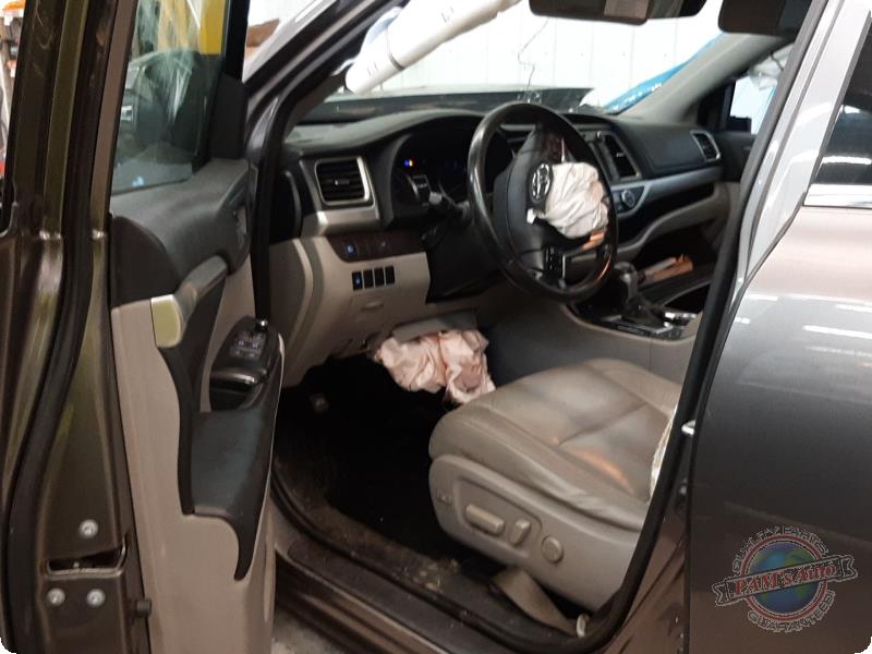 https://f005.backblazeb2.com/file/img-partshotlines-com/Inventory/MA73/Vehicle/90605_07.jpg