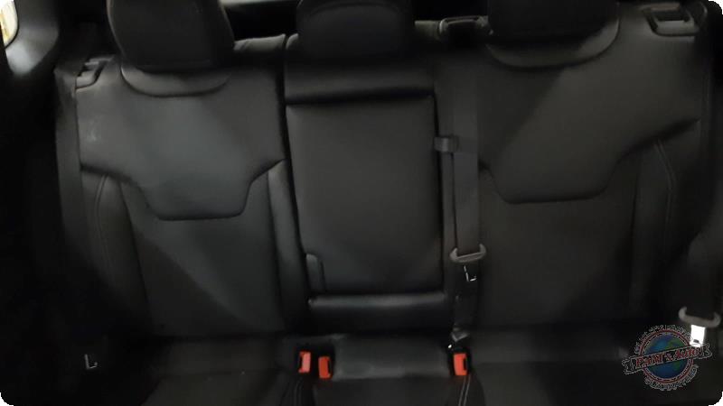 https://f005.backblazeb2.com/file/img-partshotlines-com/Inventory/MA73/Vehicle/90608_08.jpg