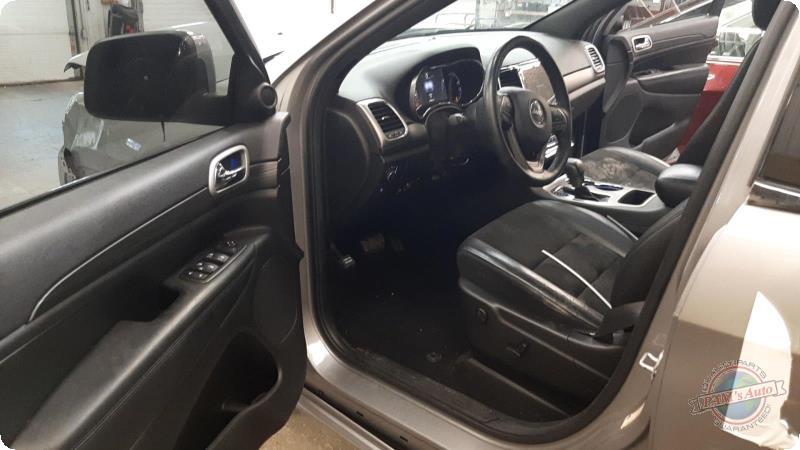 Vehicle/90632_07.jpg