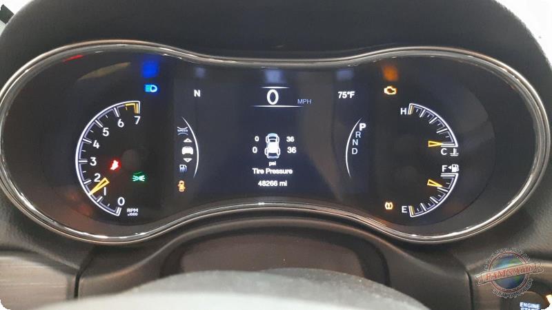 Vehicle/90632_09.jpg
