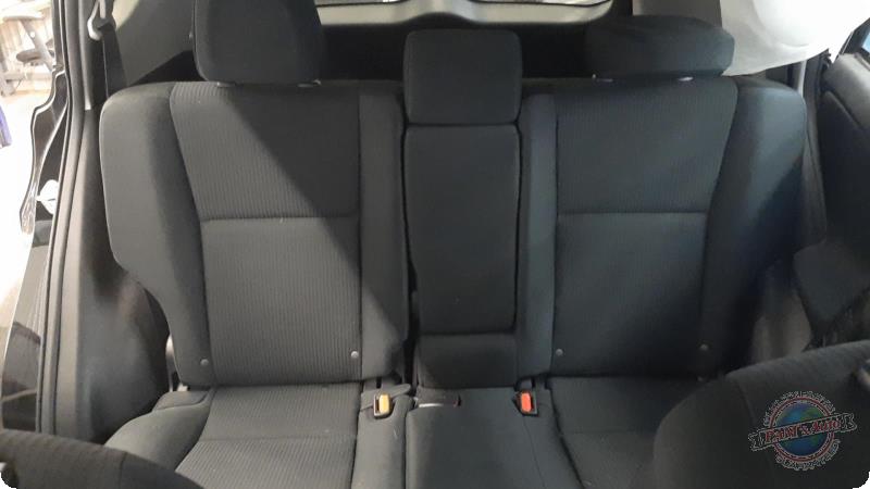 https://f005.backblazeb2.com/file/img-partshotlines-com/Inventory/MA73/Vehicle/90699_08.jpg