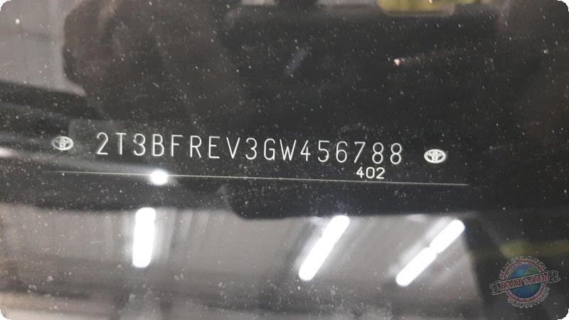 https://f005.backblazeb2.com/file/img-partshotlines-com/Inventory/MA73/Vehicle/90699_13.jpg