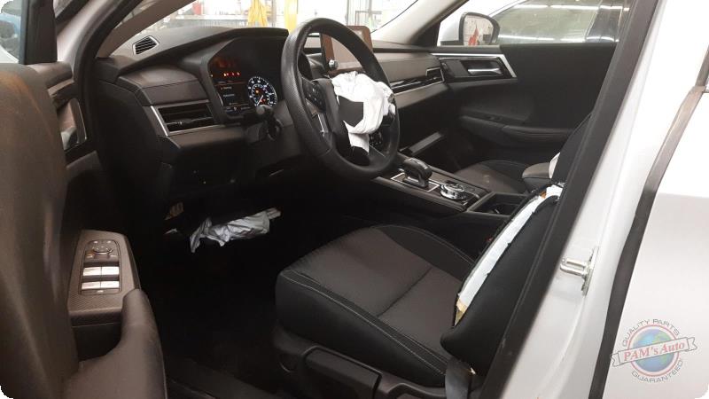 https://f005.backblazeb2.com/file/img-partshotlines-com/Inventory/MA73/Vehicle/90782_07.jpg
