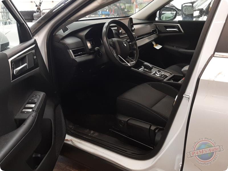 https://f005.backblazeb2.com/file/img-partshotlines-com/Inventory/MA73/Vehicle/90856_07.jpg
