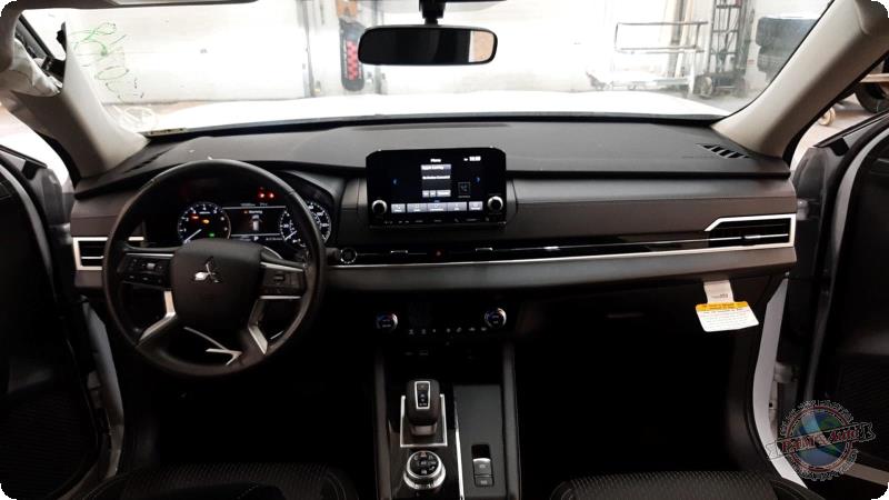 https://f005.backblazeb2.com/file/img-partshotlines-com/Inventory/MA73/Vehicle/90856_11.jpg