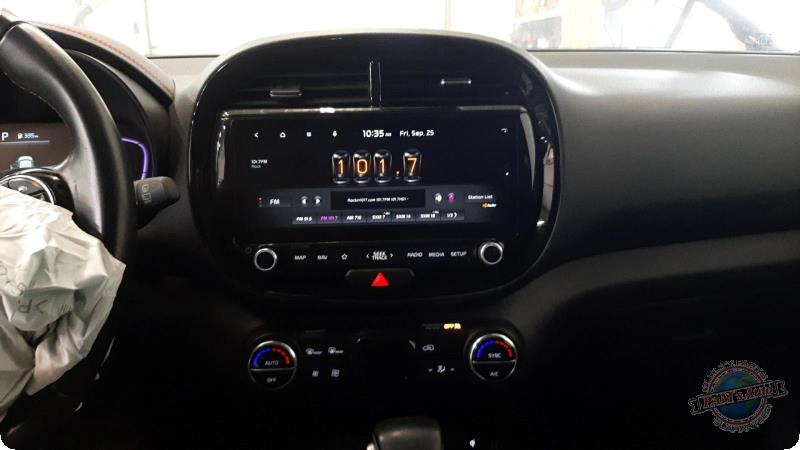 https://f005.backblazeb2.com/file/img-partshotlines-com/Inventory/MA73/Vehicle/90984_10.jpg