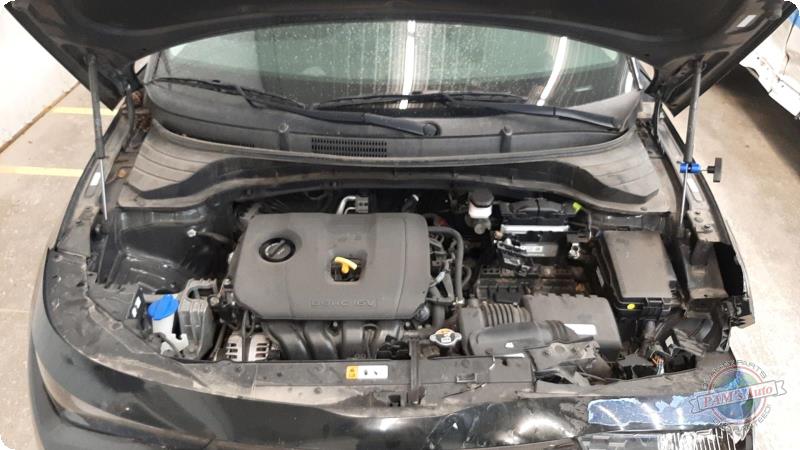 https://f005.backblazeb2.com/file/img-partshotlines-com/Inventory/MA73/Vehicle/90984_12.jpg